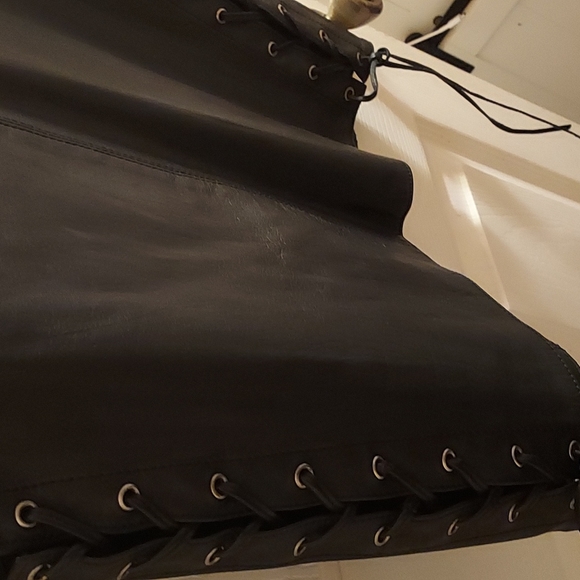 Black Leather Vest by LeatherSmith Palm Springs size XXL - Picture 4 of 11